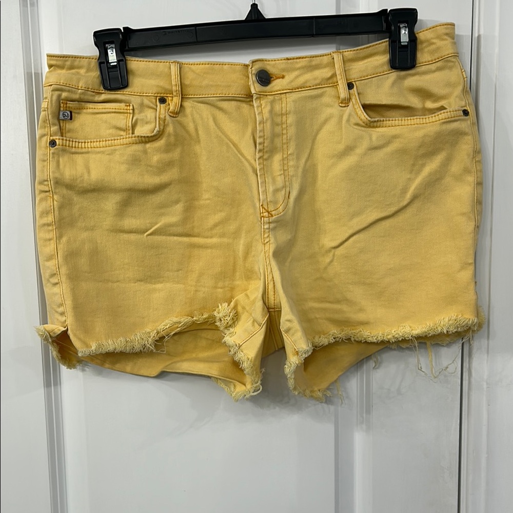 Yellow Frayed Hem Women's Shorts